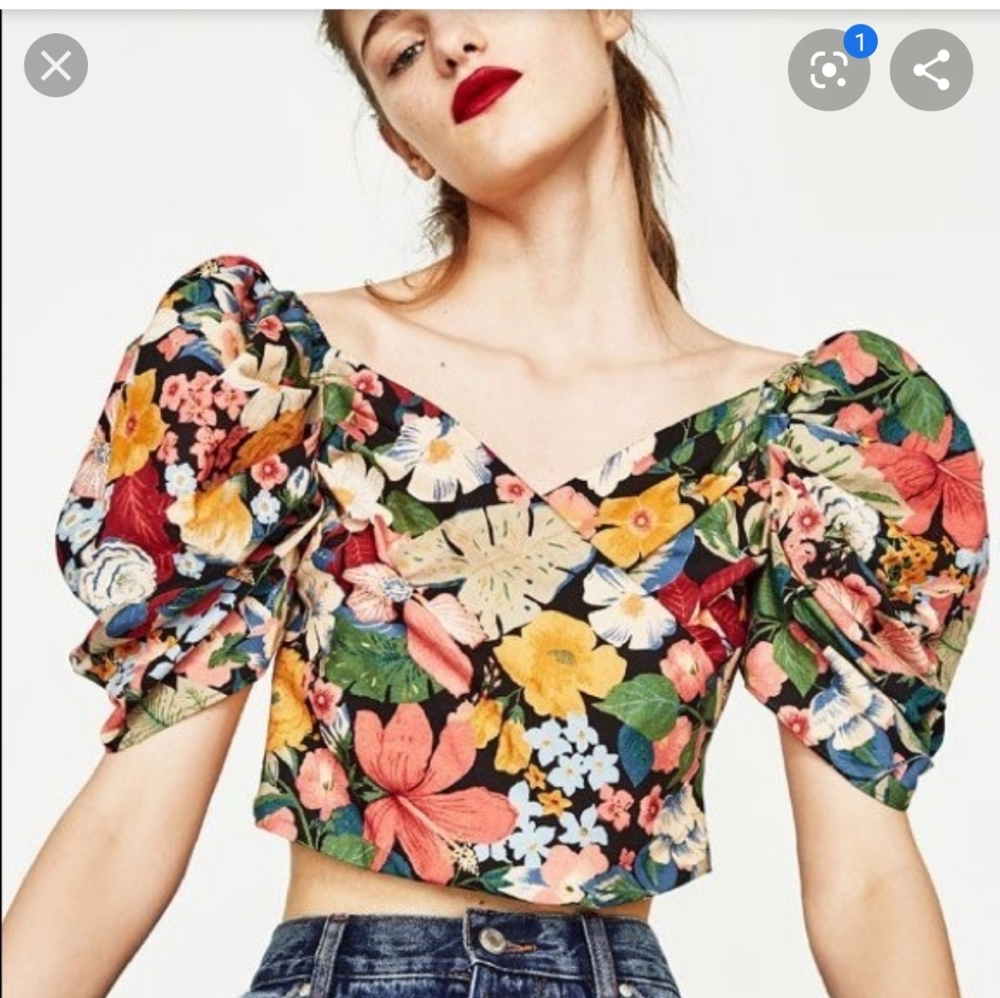 DISO- zara floral crop top